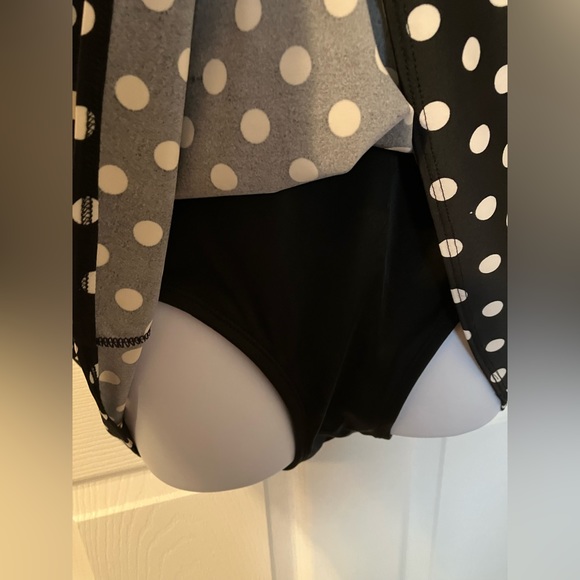 Croft & Barrow Polka Dot Swim Dress - Picture 4 of 12